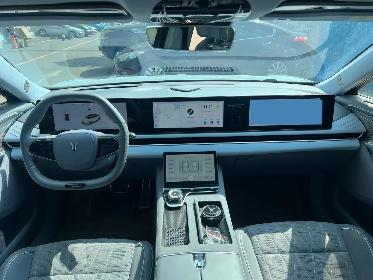 2023 Voyah ZhuiGuang BEV 82.11KWH,autocango,china used car exporter,china ev exporter,chinese used car exporter,chinese used ev exporter