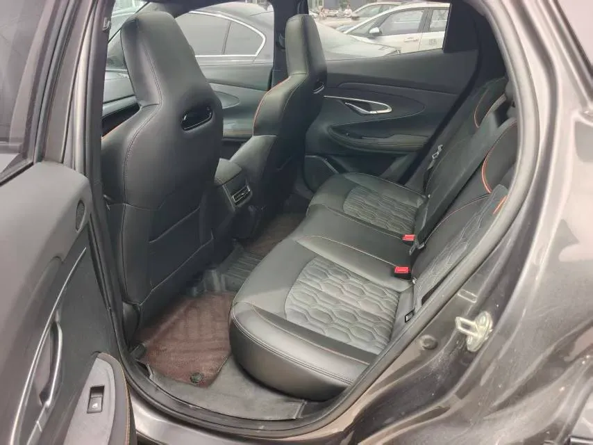 2022 ChangAn UNI-T 1.5T 188HP L4 7DCT,autocango,china used car exporter,china ev exporter,chinese used car exporter,chinese used ev exporter