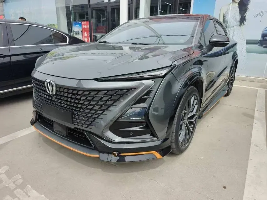 2022 ChangAn UNI-T 1.5T 188HP L4 7DCT,autocango,china used car exporter,china ev exporter,chinese used car exporter,chinese used ev exporter