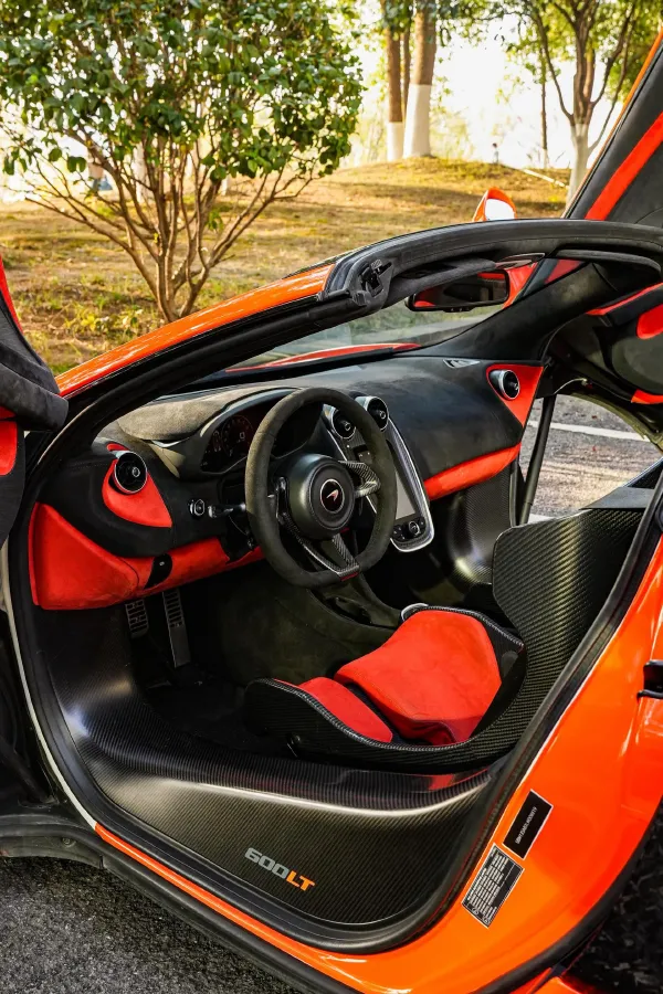 2019 McLaren 600LT 3.8T 600HP V8 7DCT,autocango,china used car exporter,china ev exporter,chinese used car exporter,chinese used ev exporter