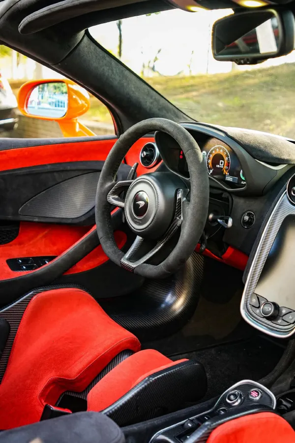 2019 McLaren 600LT 3.8T 600HP V8 7DCT,autocango,china used car exporter,china ev exporter,chinese used car exporter,chinese used ev exporter