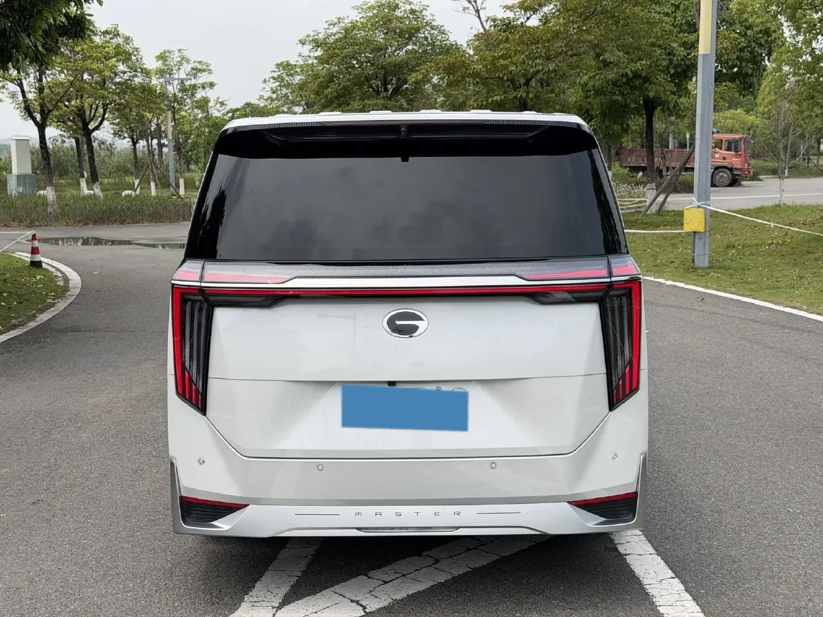 2023 GAC Trumpchi M8 2.0T 190HP L4 E-CVT Hybrid,autocango,china used car exporter,china ev exporter,chinese used car exporter,chinese used ev exporter