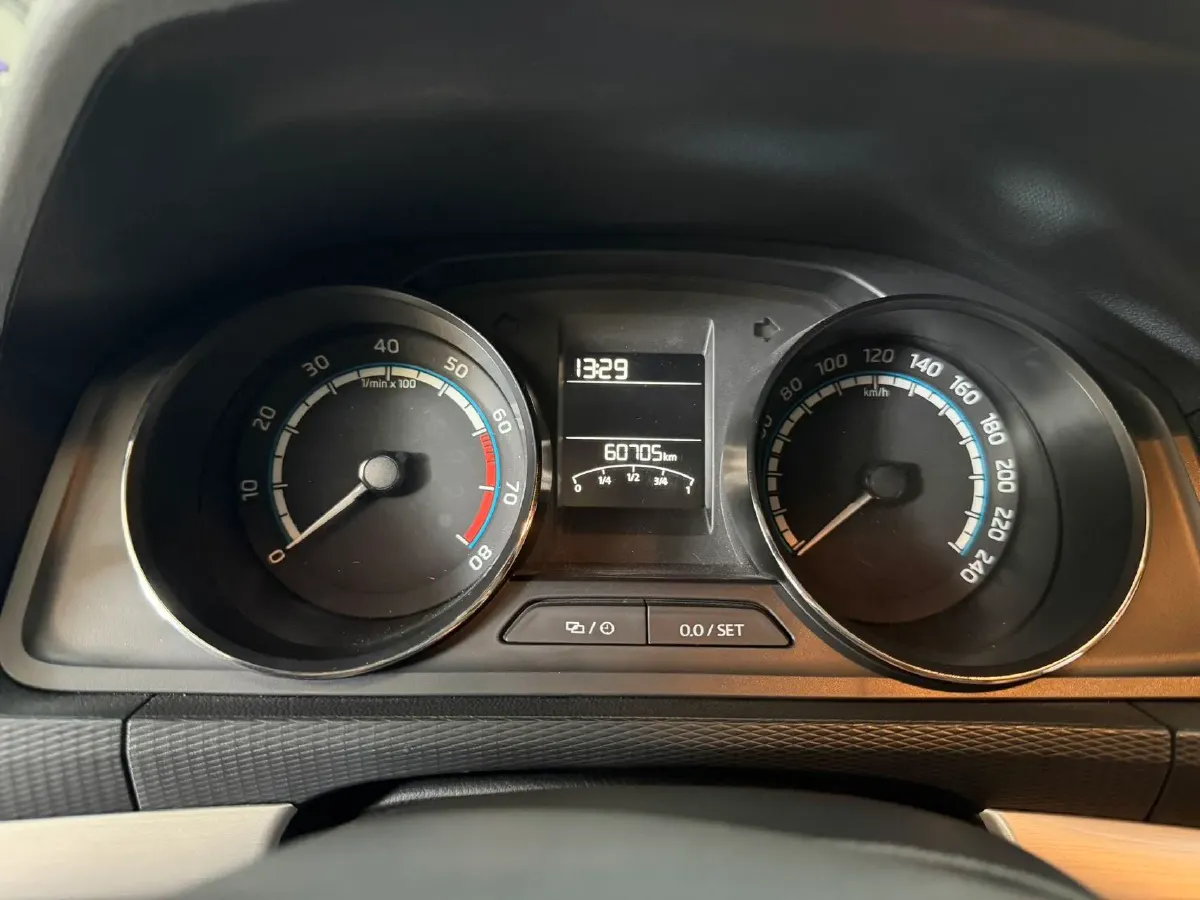 2020 Skoda Kamiq 1.5L 112HP L4 6AT,autocango,china used car exporter,china ev exporter,chinese used car exporter,chinese used ev exporter