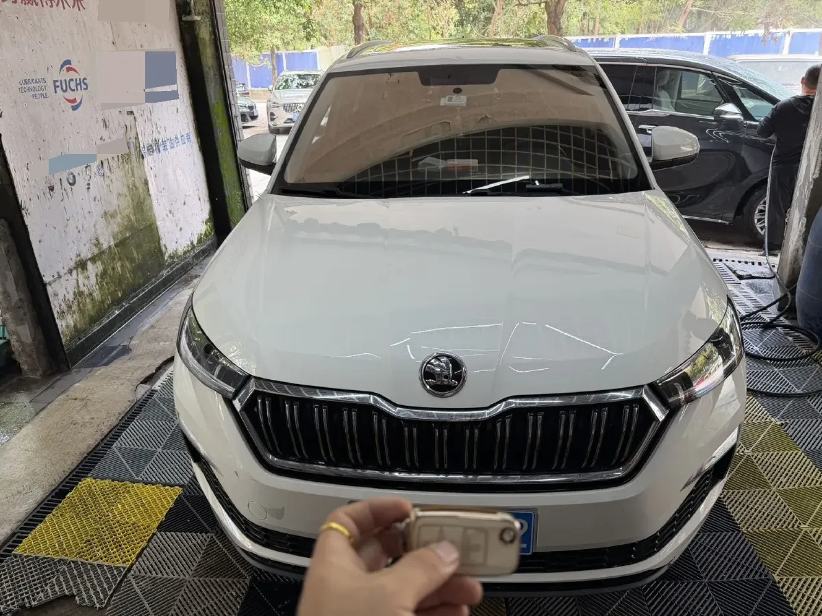 2020 Skoda Kamiq 1.5L 112HP L4 6AT,autocango,china used car exporter,china ev exporter,chinese used car exporter,chinese used ev exporter