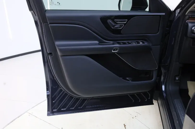 2023 Lincoln Aviator 3.0T 355HP V6 10AT,autocango,china used car exporter,china ev exporter,chinese used car exporter,chinese used ev exporter