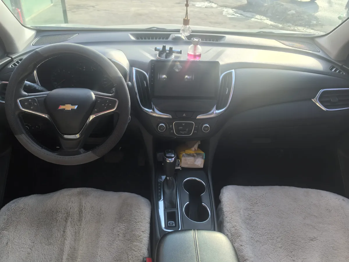 2018 Chevrolet Equinox 1.5T 180HP L4 6AT,autocango,china used car exporter,china ev exporter,chinese used car exporter,chinese used ev exporter