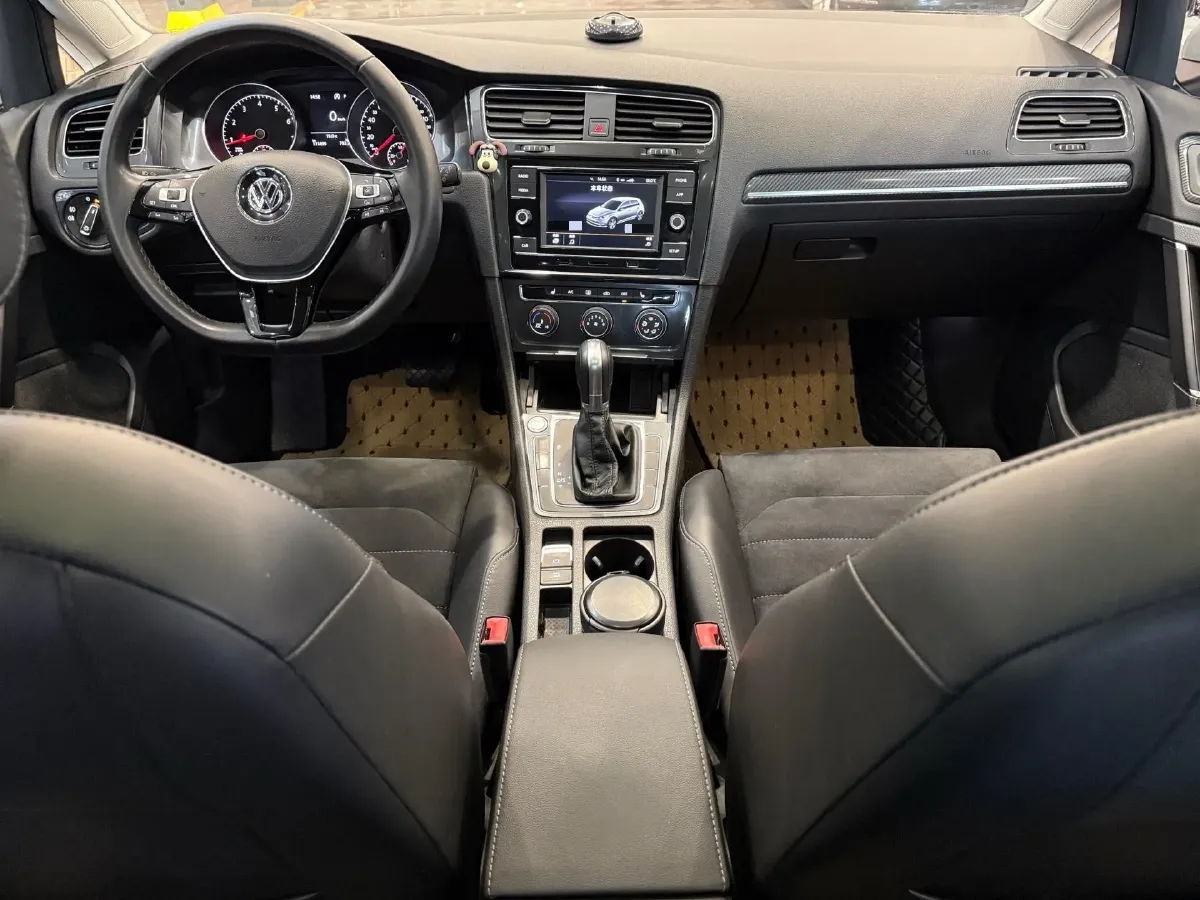 2018 Volkswagen Golf 1.4T 131HP L4 7DCT,autocango,china used car exporter,china ev exporter,chinese used car exporter,chinese used ev exporter