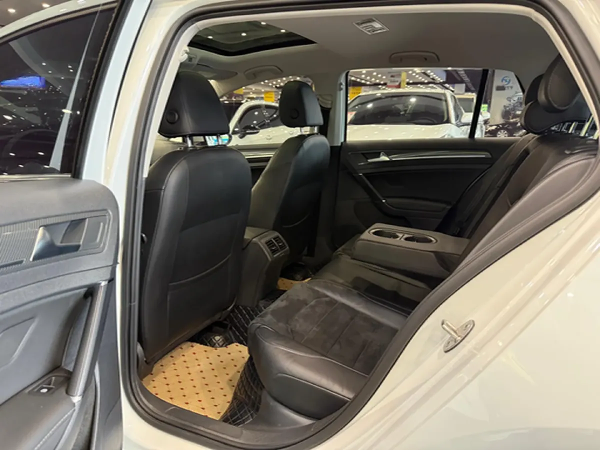 2018 Volkswagen Golf 1.4T 131HP L4 7DCT,autocango,china used car exporter,china ev exporter,chinese used car exporter,chinese used ev exporter