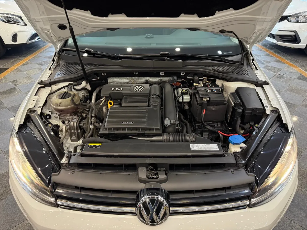 2018 Volkswagen Golf 1.4T 131HP L4 7DCT,autocango,china used car exporter,china ev exporter,chinese used car exporter,chinese used ev exporter