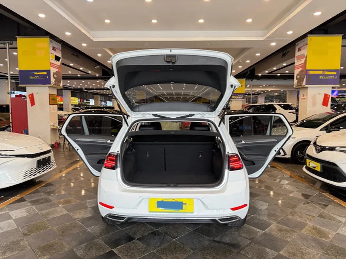 2018 Volkswagen Golf 1.4T 131HP L4 7DCT,autocango,china used car exporter,china ev exporter,chinese used car exporter,chinese used ev exporter