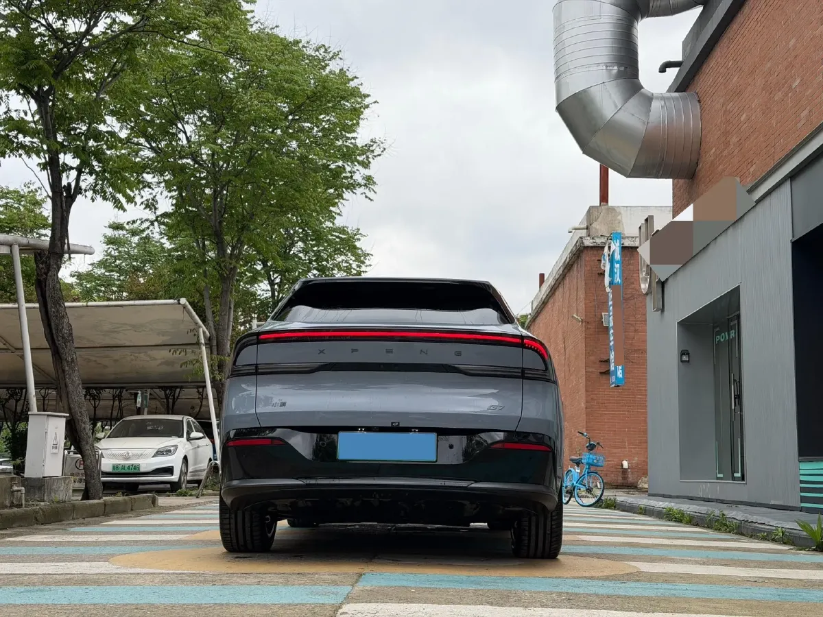 2025 Xpeng G7 BEV,autocango,china used car exporter,china ev exporter,chinese used car exporter,chinese used ev exporter