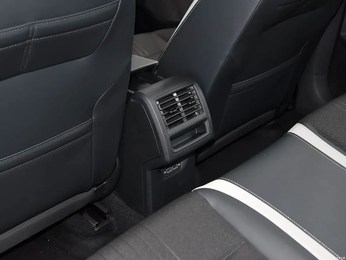 2021 Volkswagen Golf 1.4T 150HP L4 7DCT,autocango,china used car exporter,china ev exporter,chinese used car exporter,chinese used ev exporter