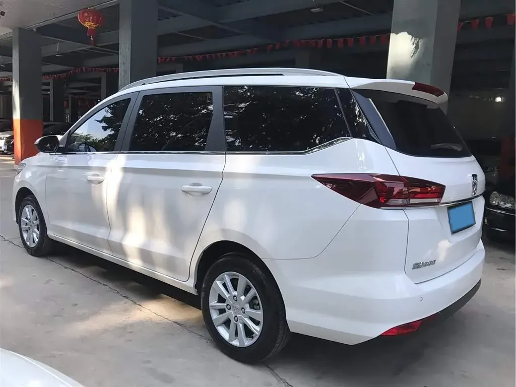 2018 BaoJun 360 1.5L 112HP L4 5AMT,autocango,china used car exporter,china ev exporter,chinese used car exporter,chinese used ev exporter