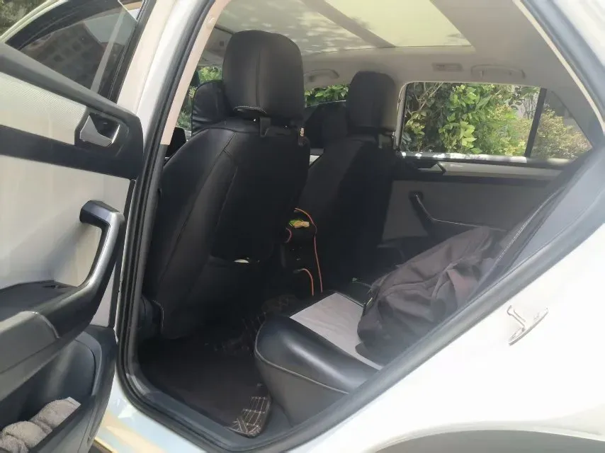 2024 Volkswagen T-Roc 1.4T 150HP L4 7DCT,autocango,china used car exporter,china ev exporter,chinese used car exporter,chinese used ev exporter