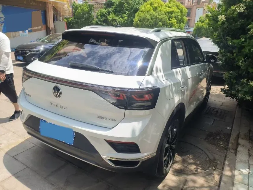 2024 Volkswagen T-Roc 1.4T 150HP L4 7DCT,autocango,china used car exporter,china ev exporter,chinese used car exporter,chinese used ev exporter