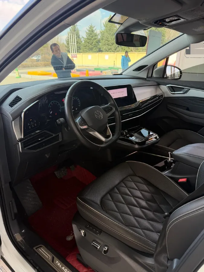 2022 Volkswagen Talagon 2.5T 299HP V6 7DCT,autocango,china used car exporter,china ev exporter,chinese used car exporter,chinese used ev exporter