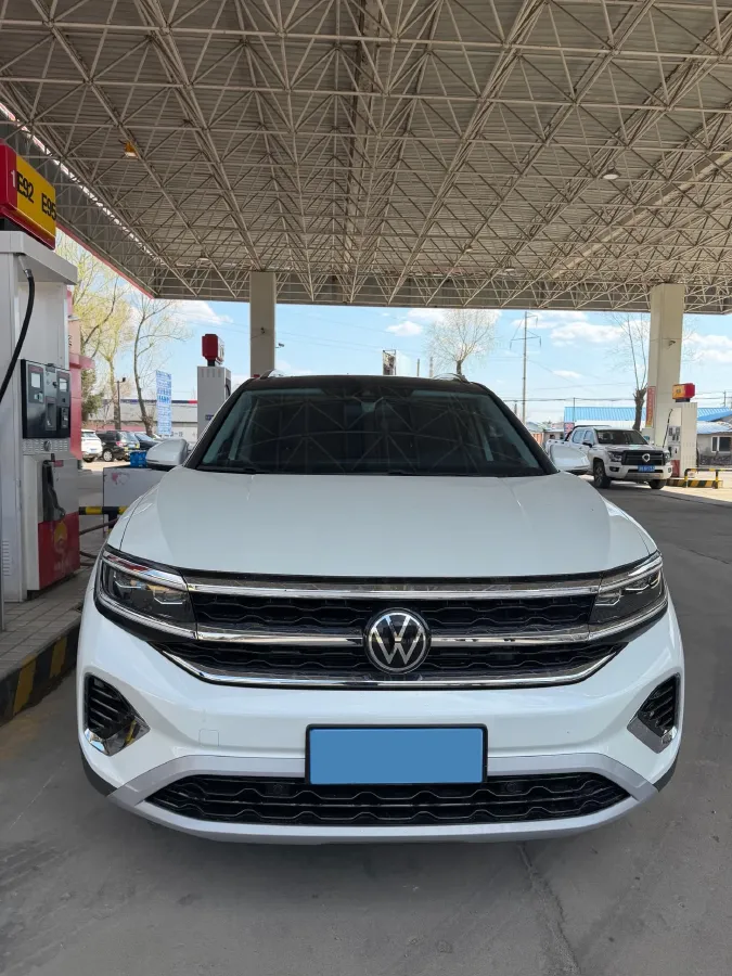 2022 Volkswagen Talagon 2.5T 299HP V6 7DCT,autocango,china used car exporter,china ev exporter,chinese used car exporter,chinese used ev exporter