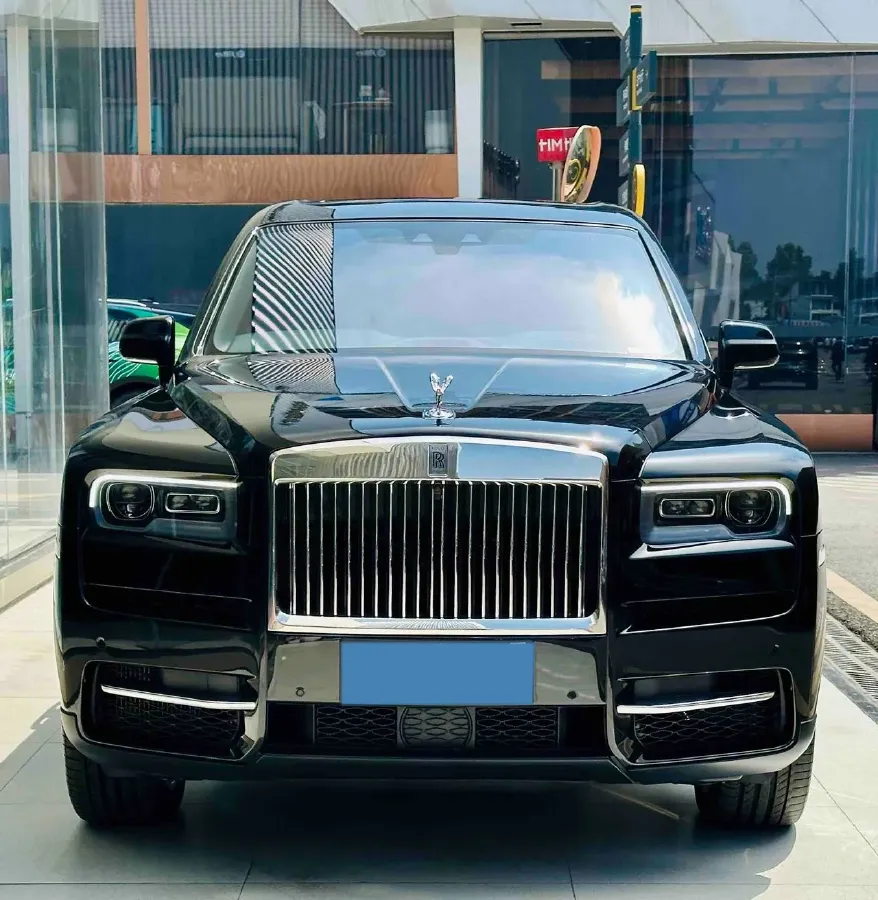 2018 Rolls-Royce Cullinan 6.7T 571HP V12 8AT,autocango,china used car exporter,china ev exporter,chinese used car exporter,chinese used ev exporter