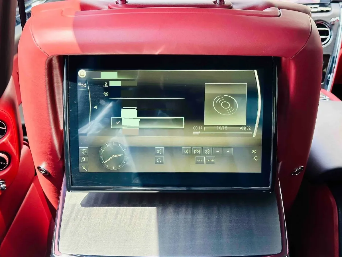 2018 Rolls-Royce Cullinan 6.7T 571HP V12 8AT,autocango,china used car exporter,china ev exporter,chinese used car exporter,chinese used ev exporter