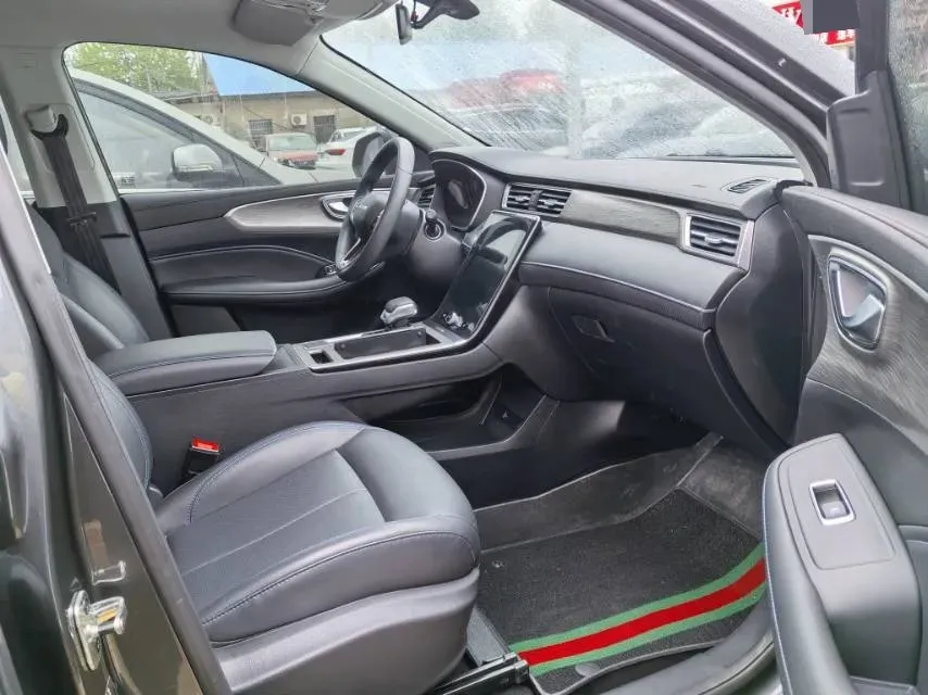 2023 Roewe RX5 1.5T 181HP L4 7DCT,autocango,china used car exporter,china ev exporter,chinese used car exporter,chinese used ev exporter