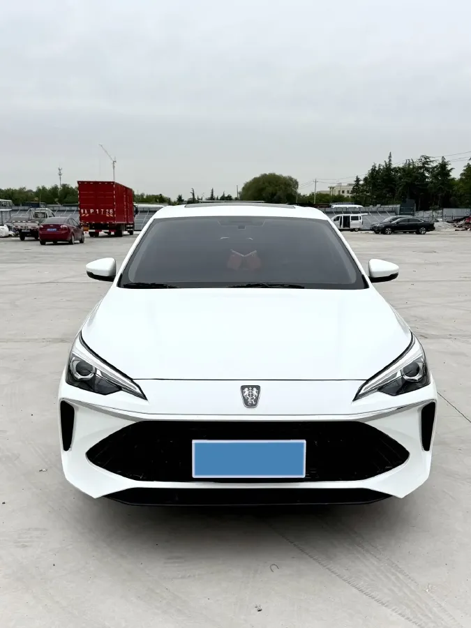 2023 Roewe i5 1.5L 129HP L4 CVT,autocango,china used car exporter,china ev exporter,chinese used car exporter,chinese used ev exporter