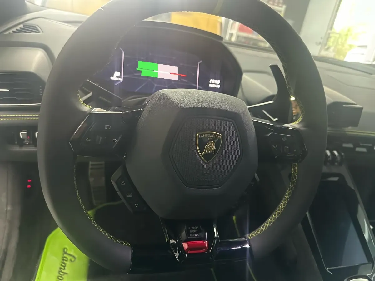 2023 Lamborghini Huracán 5.2L 640HP V10 7DCT,autocango,china used car exporter,china ev exporter,chinese used car exporter,chinese used ev exporter