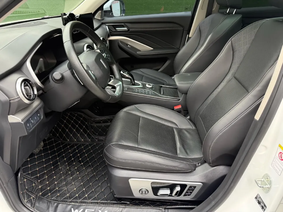 2020 WEY VV6 2.0T 227HP L4 7DCT,autocango,china used car exporter,china ev exporter,chinese used car exporter,chinese used ev exporter