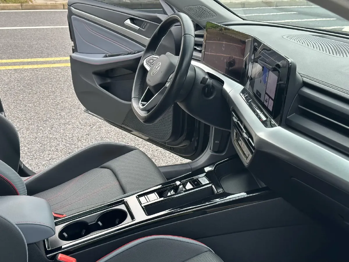 2023 Volkswagen Lamando 1.4T 150HP L4 7DCT,autocango,china used car exporter,china ev exporter,chinese used car exporter,chinese used ev exporter