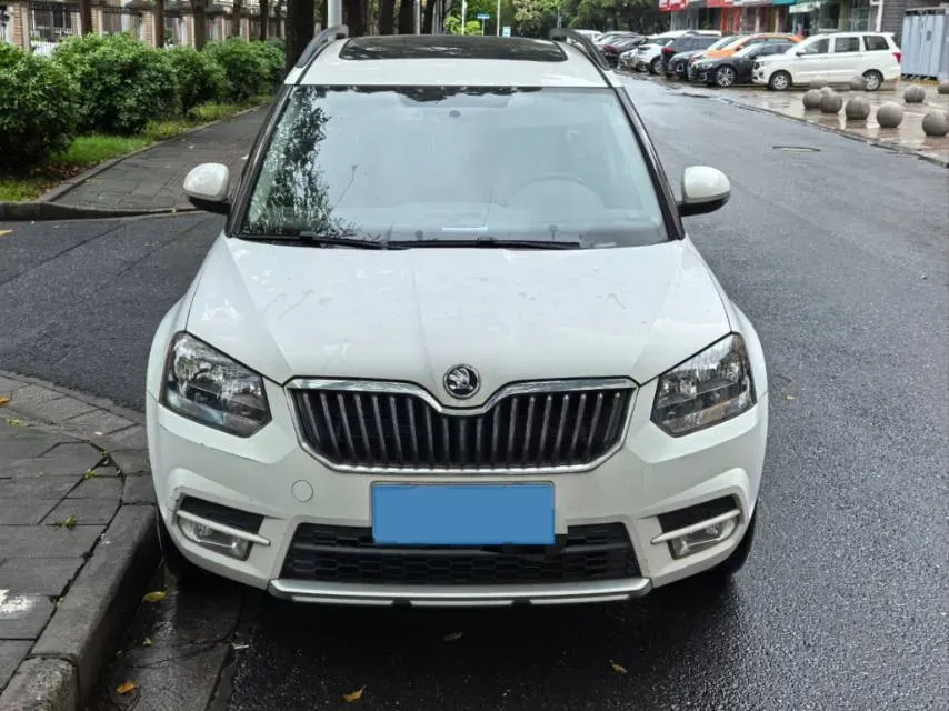 2016 Skoda Yeti 1.4T 150HP L4 7DCT,autocango,china used car exporter,china ev exporter,chinese used car exporter,chinese used ev exporter