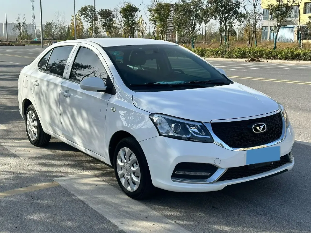 2018 KaiYi E3 1.5L 109HP L4 5MT,autocango,china used car exporter,china ev exporter,chinese used car exporter,chinese used ev exporter