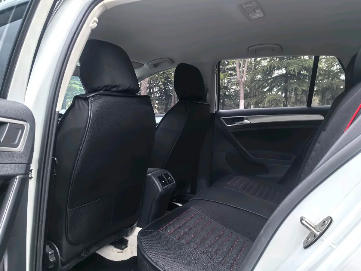 2018 Volkswagen Golf 1.6L 110HP L4 6AT,autocango,china used car exporter,china ev exporter,chinese used car exporter,chinese used ev exporter