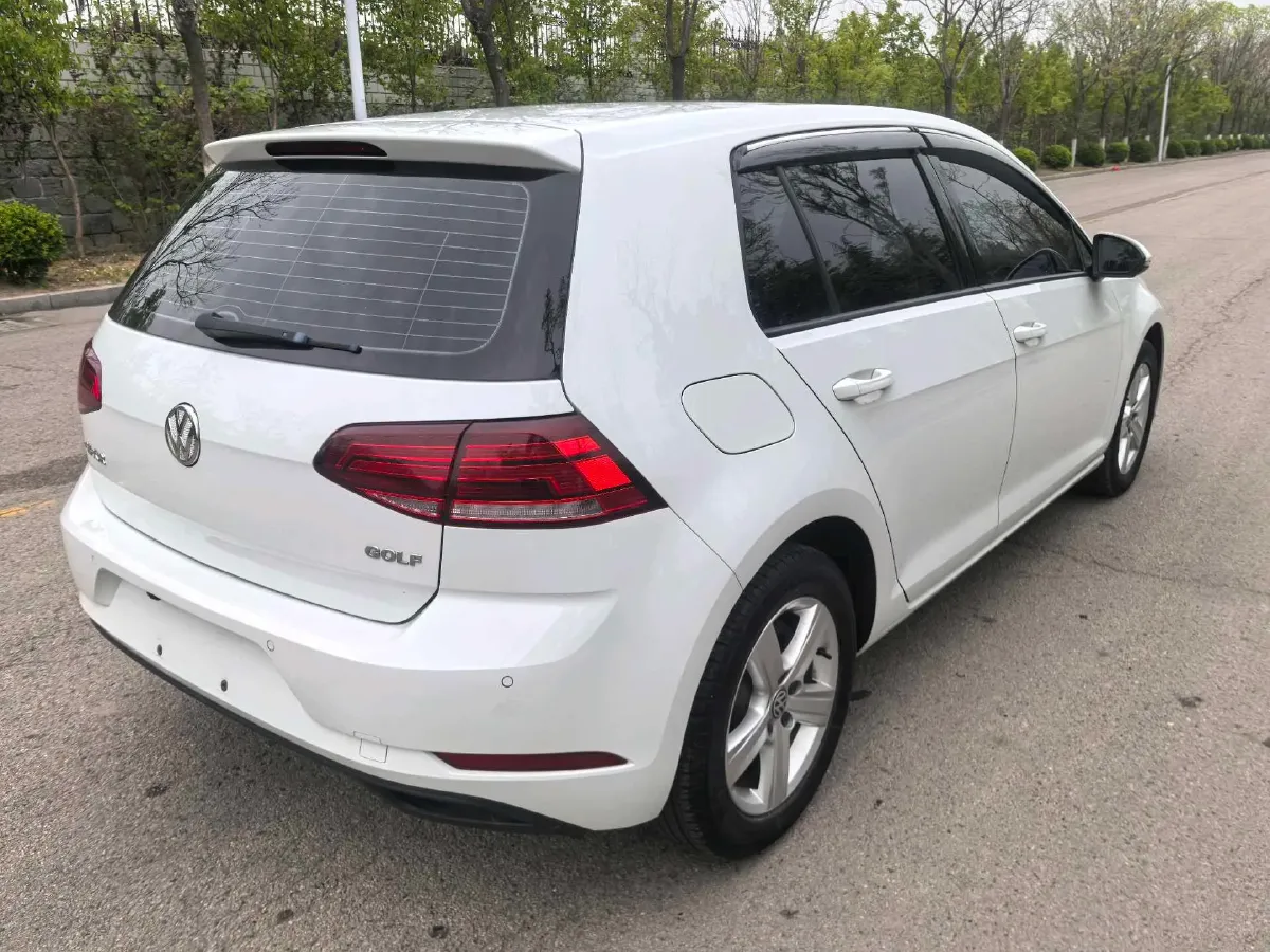 2018 Volkswagen Golf 1.6L 110HP L4 6AT,autocango,china used car exporter,china ev exporter,chinese used car exporter,chinese used ev exporter