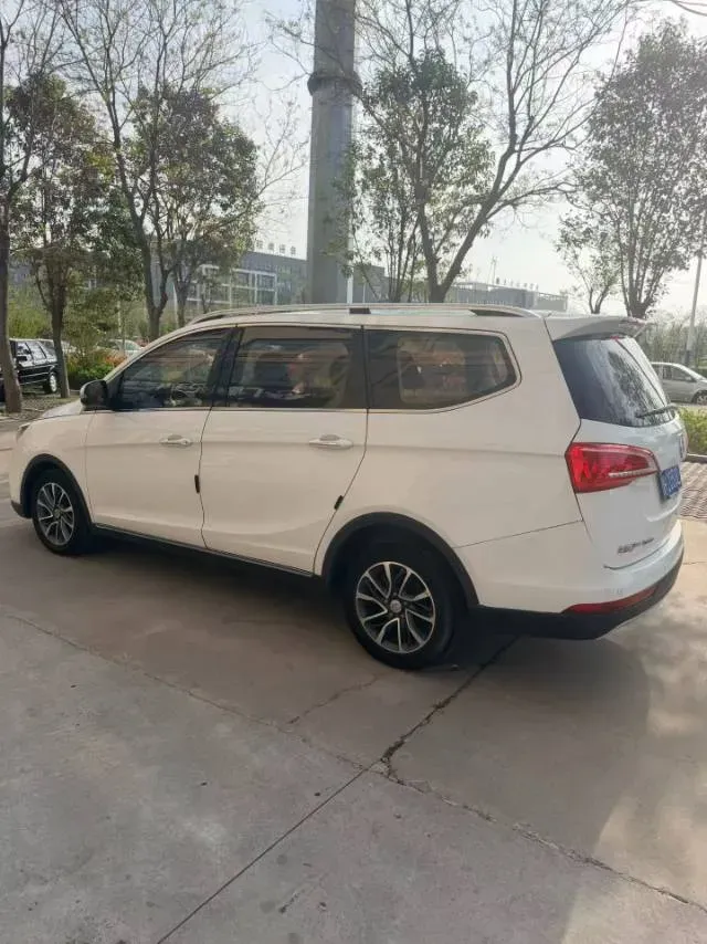 2017 SWM X7 1.5T 156HP L4 5MT,autocango,china used car exporter,china ev exporter,chinese used car exporter,chinese used ev exporter