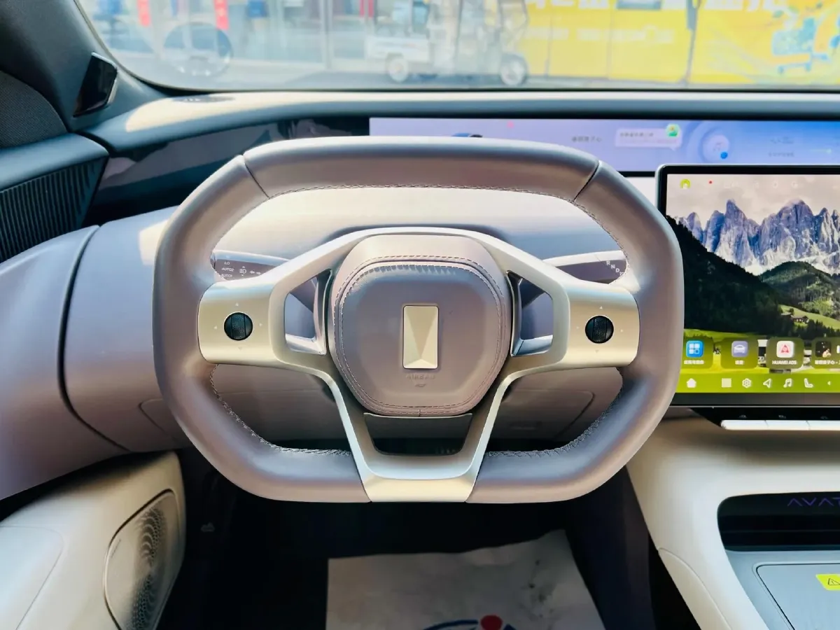 2025 Avatr 12 1.5T 156HP L4 REEV 39.05KWH,autocango,china used car exporter,china ev exporter,chinese used car exporter,chinese used ev exporter