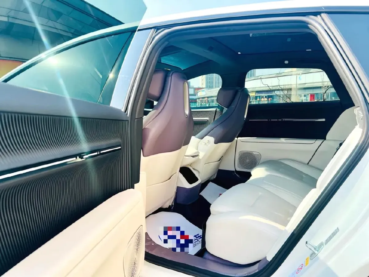 2025 Avatr 12 1.5T 156HP L4 REEV 39.05KWH,autocango,china used car exporter,china ev exporter,chinese used car exporter,chinese used ev exporter