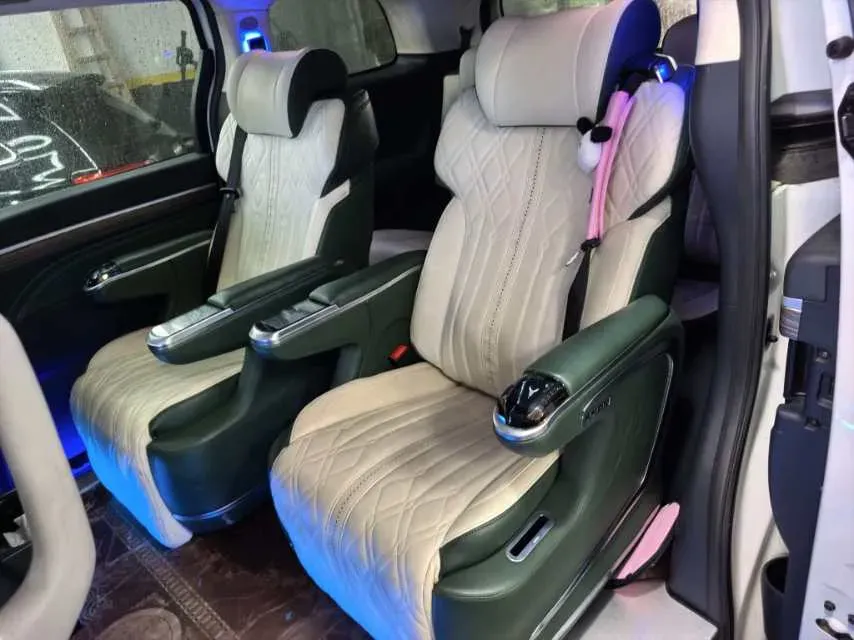 2021 GAC Trumpchi M8 2.0T 252HP L4 8AT,autocango,china used car exporter,china ev exporter,chinese used car exporter,chinese used ev exporter