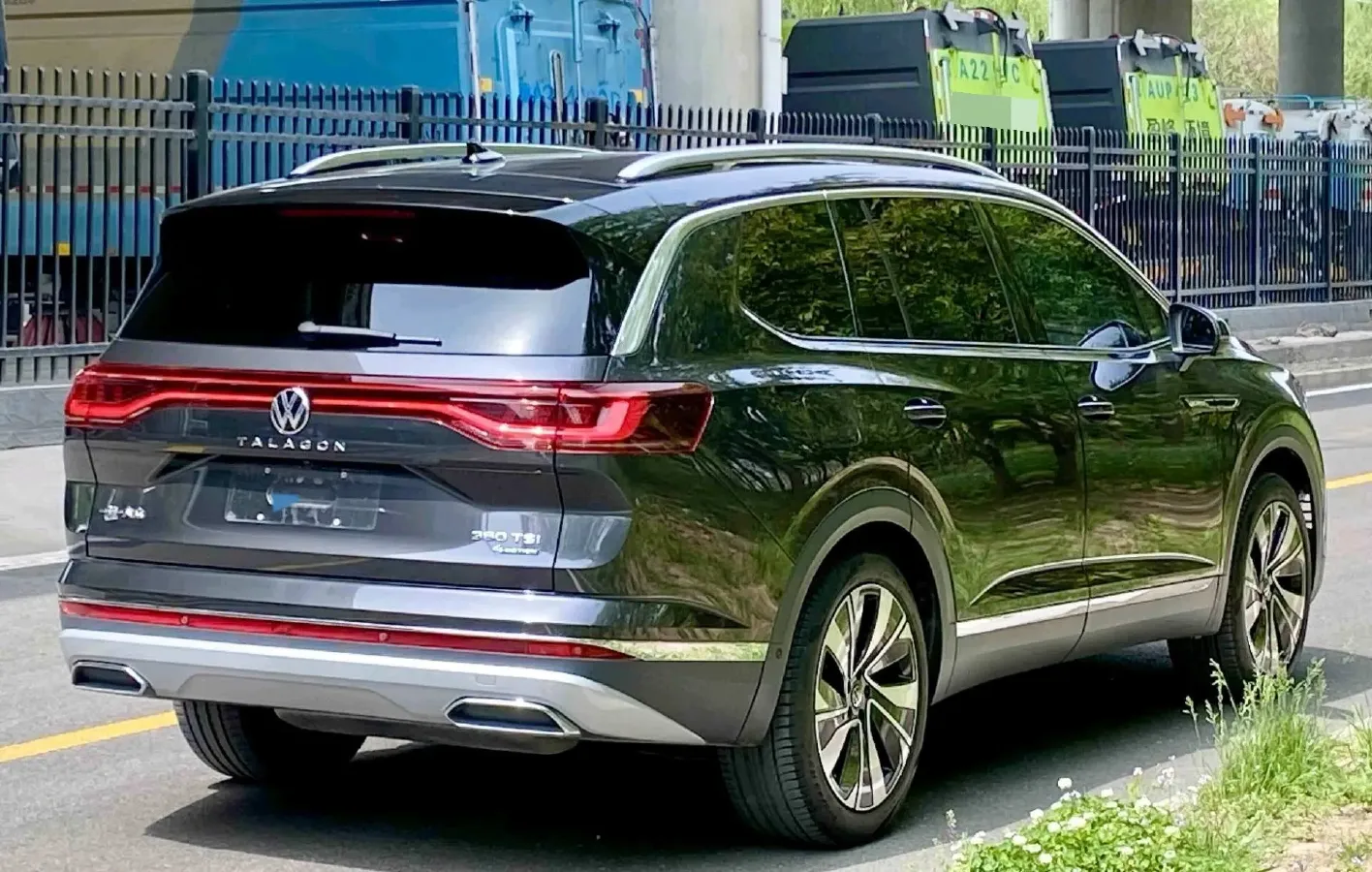 2024 Volkswagen Talagon 2.0T 220HP L4 7DCT,autocango,china used car exporter,china ev exporter,chinese used car exporter,chinese used ev exporter
