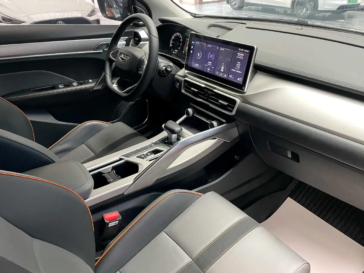 2023 Geely Coolray 1.5T 181HP L4 7DCT,autocango,china used car exporter,china ev exporter,chinese used car exporter,chinese used ev exporter