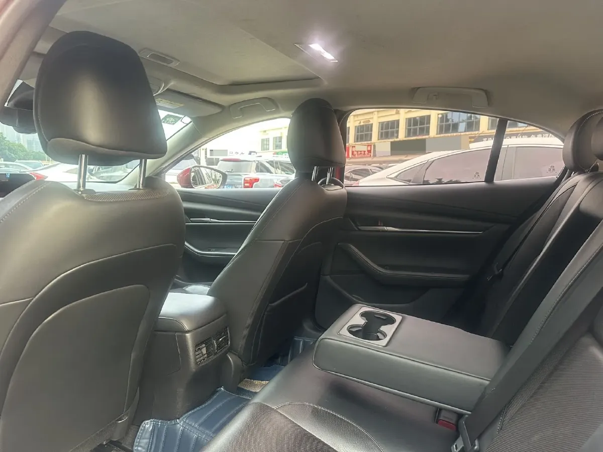 2020 Mazda 3 Axela 1.5L 117HP L4 6AT,autocango,china used car exporter,china ev exporter,chinese used car exporter,chinese used ev exporter