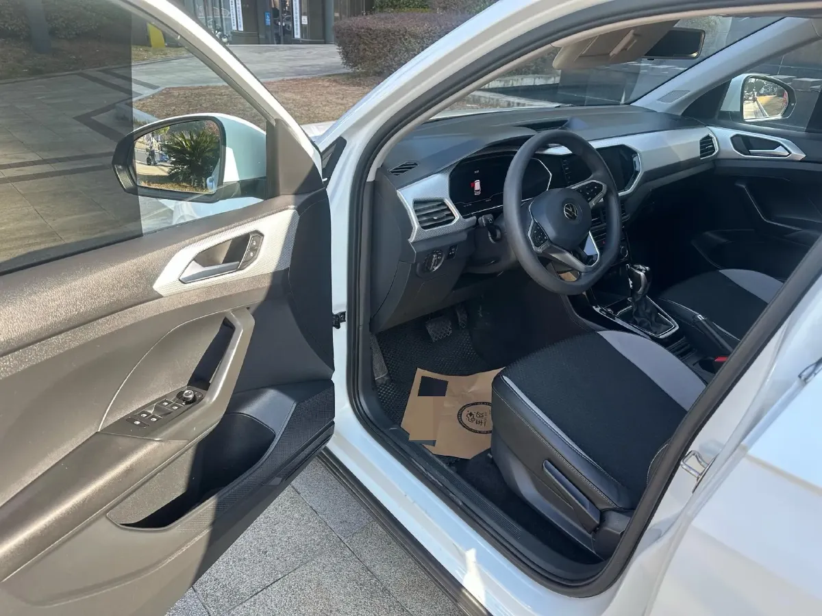 2023 Volkswagen Tacqua 1.2T 116HP L4 7DCT,autocango,china used car exporter,china ev exporter,chinese used car exporter,chinese used ev exporter