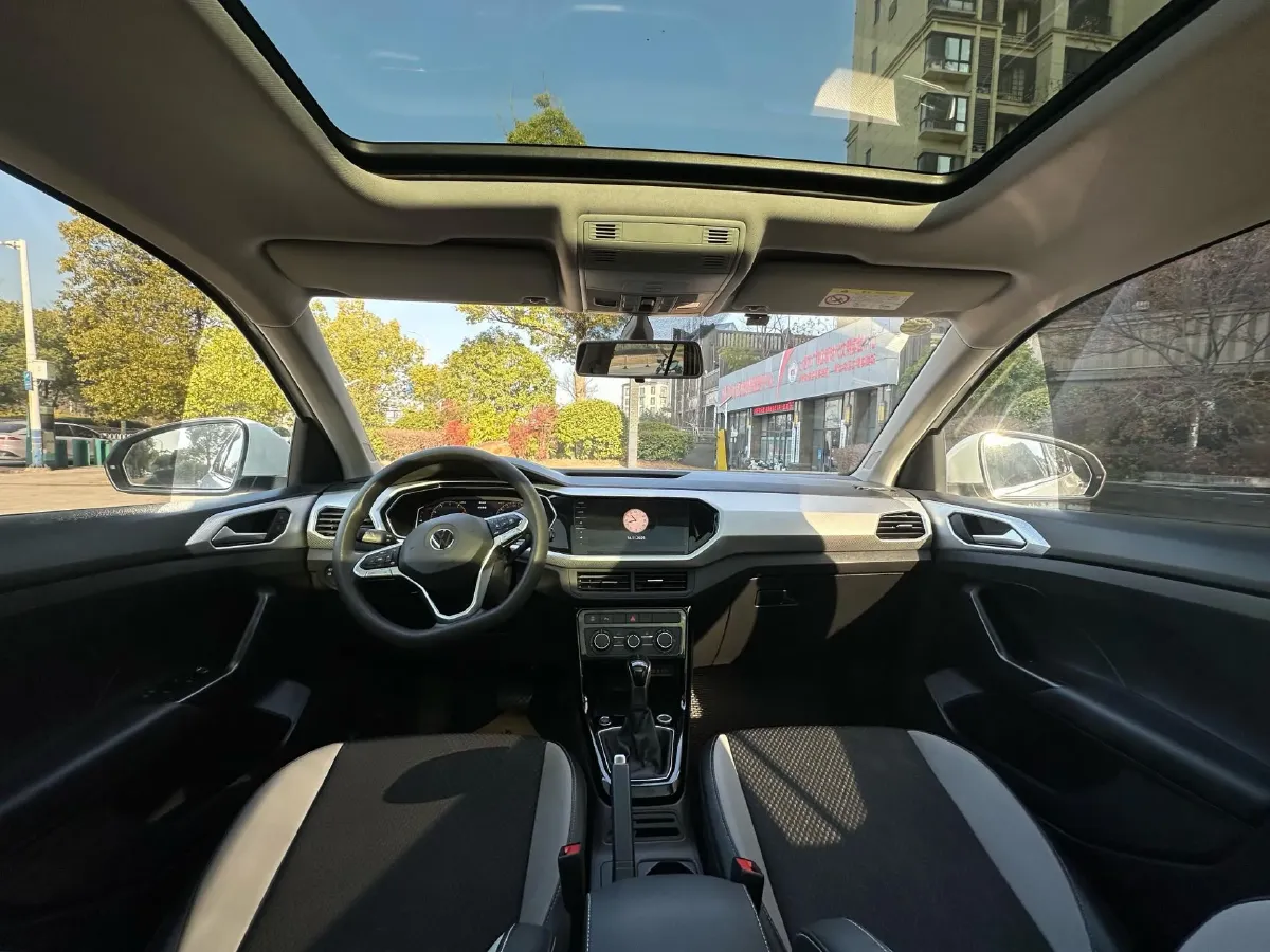 2023 Volkswagen Tacqua 1.2T 116HP L4 7DCT,autocango,china used car exporter,china ev exporter,chinese used car exporter,chinese used ev exporter