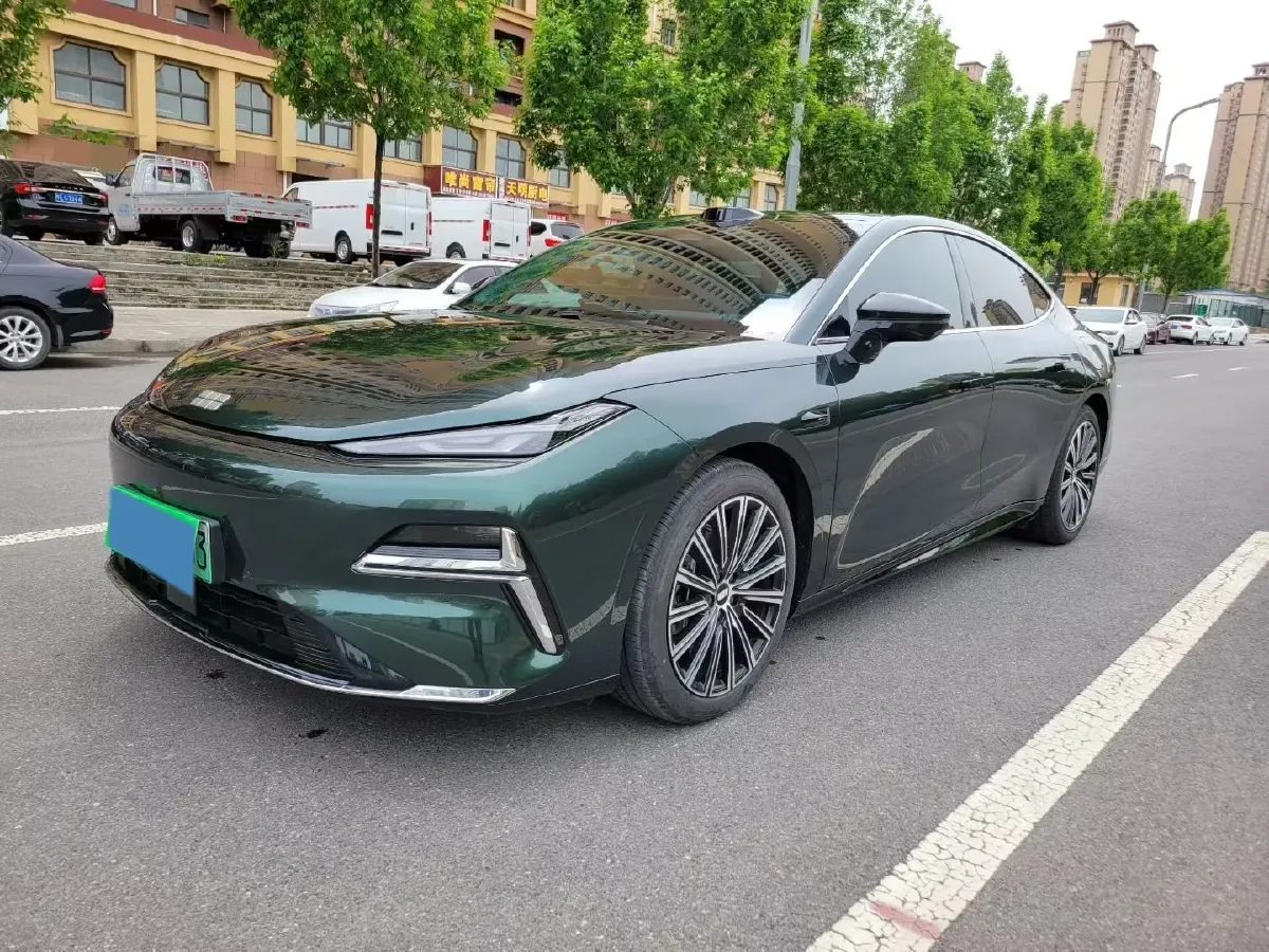 2025 Geely Galaxy Starshine 8 1.5T 163HP L4 3DHT PHEV 27.69KWH,autocango,china used car exporter,china ev exporter,chinese used car exporter,chinese used ev exporter