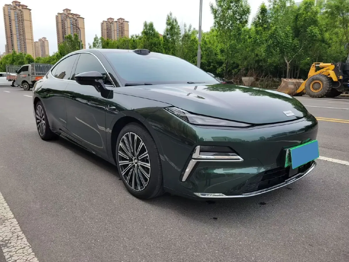 2025 Geely Galaxy Starshine 8 1.5T 163HP L4 3DHT PHEV 27.69KWH,autocango,china used car exporter,china ev exporter,chinese used car exporter,chinese used ev exporter
