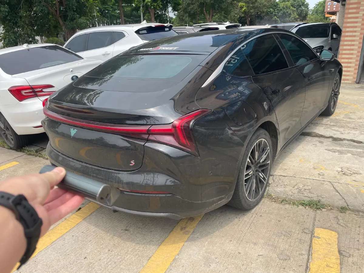 2022 Neta S BEV 84.5KWH,autocango,china used car exporter,china ev exporter,chinese used car exporter,chinese used ev exporter