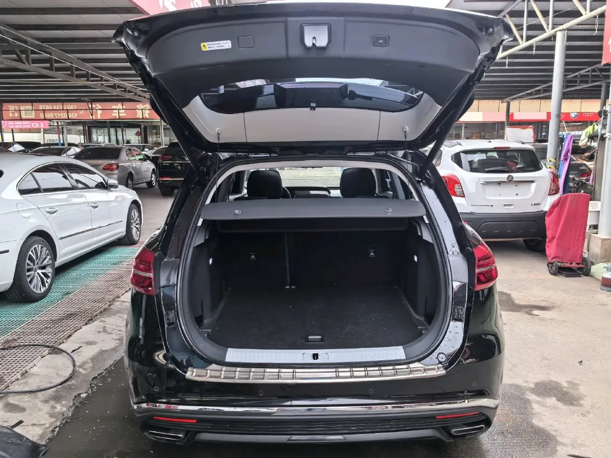 2019 HongQi HS5 2.0T 224HP L4 6AT,autocango,china used car exporter,china ev exporter,chinese used car exporter,chinese used ev exporter