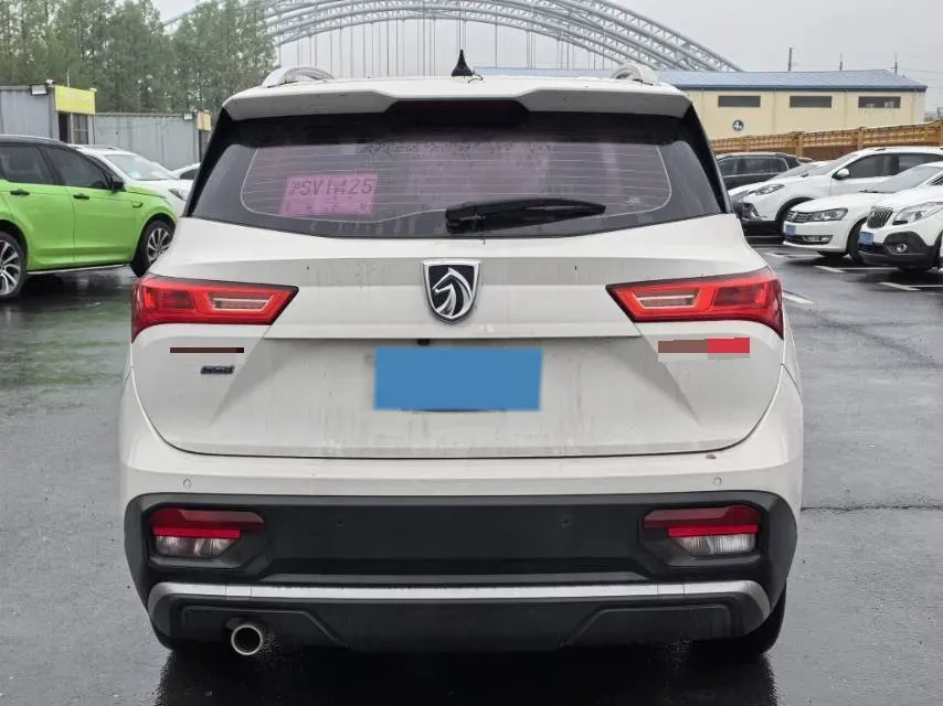 2021 BaoJun 530 1.5T 147HP L4 CVT,autocango,china used car exporter,china ev exporter,chinese used car exporter,chinese used ev exporter