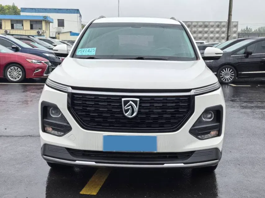 2021 BaoJun 530 1.5T 147HP L4 CVT,autocango,china used car exporter,china ev exporter,chinese used car exporter,chinese used ev exporter