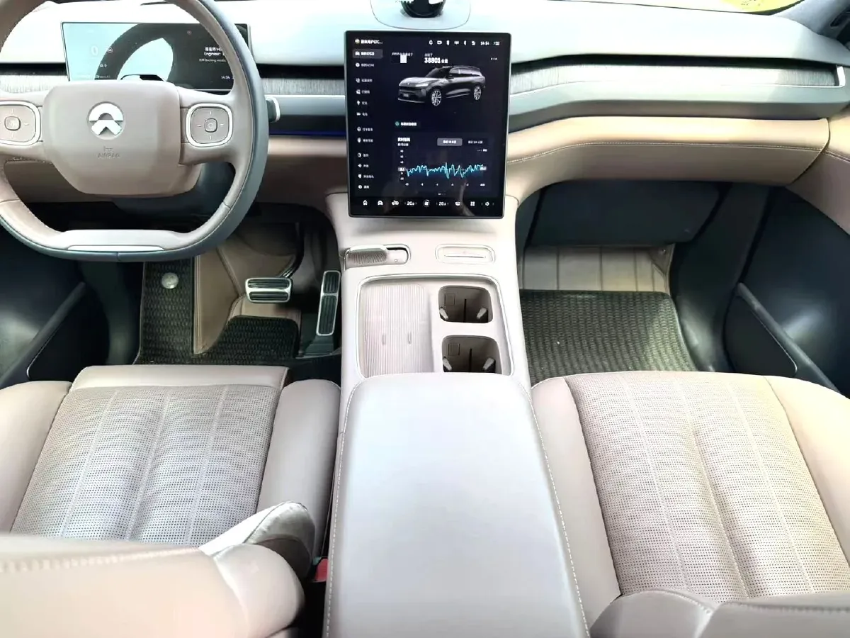 2024 Porsche Macan All-Electric BEV 100KWH,autocango,china used car exporter,china ev exporter,chinese used car exporter,chinese used ev exporter