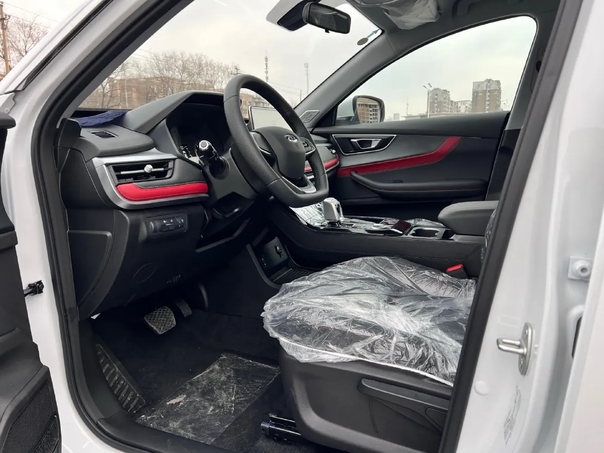 2025 Chery Tiggo 7 1.5T 156HP L4 CVT,autocango,china used car exporter,china ev exporter,chinese used car exporter,chinese used ev exporter