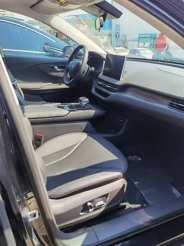 2022 HongQi E-QM5 BEV 54KWH,autocango,china used car exporter,china ev exporter,chinese used car exporter,chinese used ev exporter